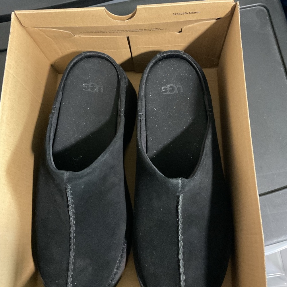 UGG Black Loafers Slip-Ons Comfortable Casual